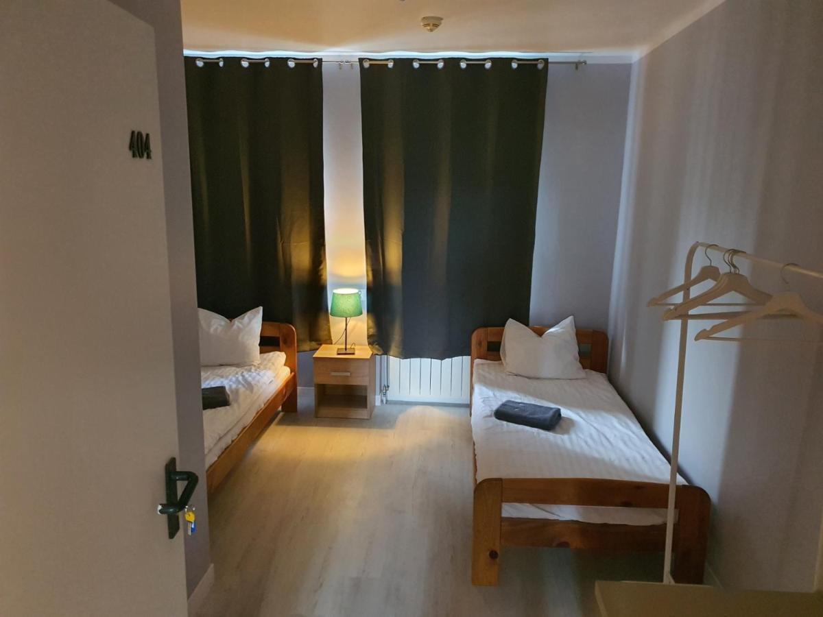 Jasna Hotelik Self Check-In Варшава Экстерьер фото