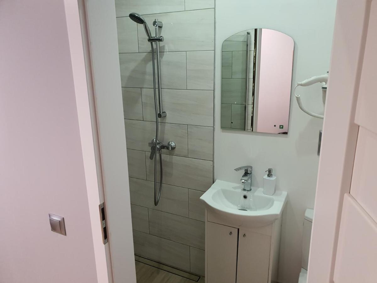 Jasna Hotelik Self Check-In Варшава Экстерьер фото
